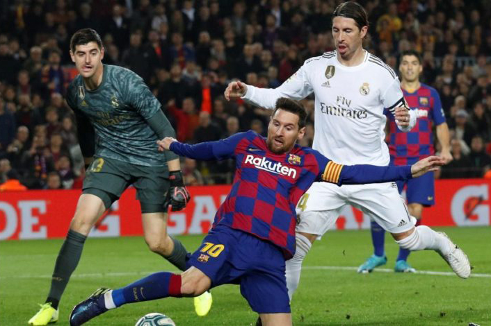 مواجهة الكلاسيكو بين برشلونة والريال "حديث الساعة" في الدوري الإسباني