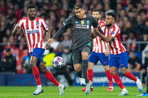 ليفربول يتحدى أتلتيكو بسلاح الجماهير في مواجهة حاسمة بدوري الأبطال