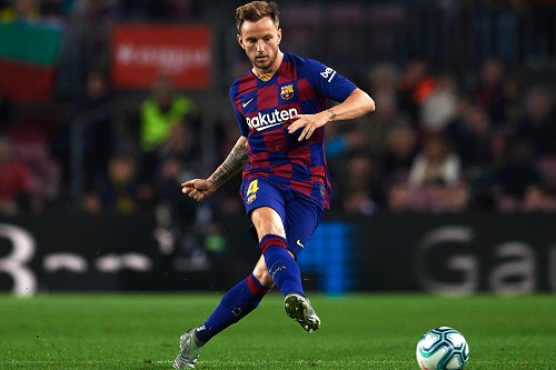 إيفان راكيتيتش يغيب عن تداريب برشلونة بتصريح