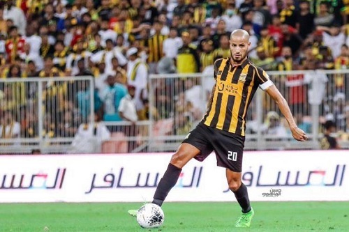 الأحمدي: السعودية تواجه كورونا بإجراءات مشددة ولدي عروض من هولندا