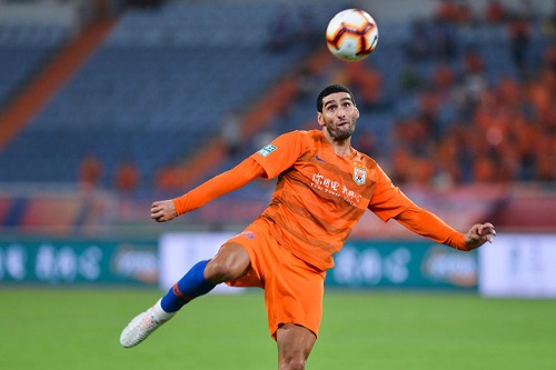 فلايني يغادر المستشفى متعافيا من كورونا