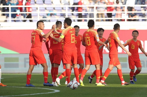 الصين وحلم بلوغ نهائيات كأس العالم بنكهة برازيلية