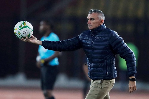 كارتيرون مدرب الزمالك: استئناف الدوري سيقتل الكرة المصرية