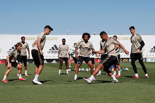 غياب وحيد في تداريب نادي ريال مدريد اليوم