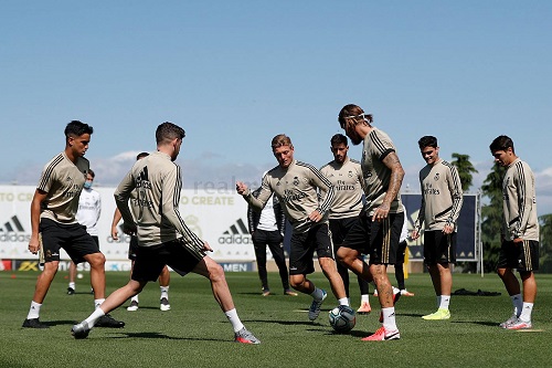 "ريال مدريد" يفتقد جهود لاعب آخر أمام إيبار