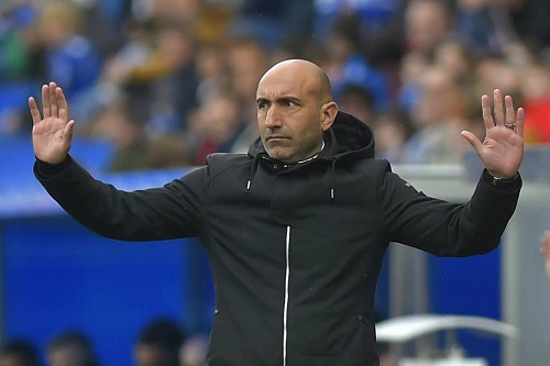 إسبانيول برشلونة يقيل مدربه أبيلاردو فرنانديز