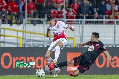 الناصيري يفتح باب المفاوضات لتجديد عقد محمد الناهيري