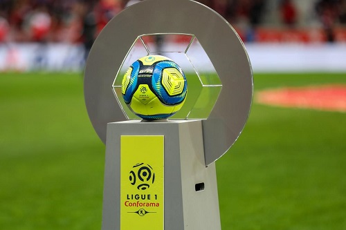 "كورونا" يلقي بظلاله على عودة منافسات الدوري الفرنسي