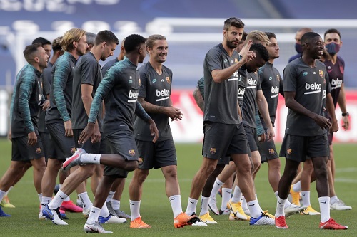 برشلونة يعلن عن إصابة لاعبه بفيروس كورونا