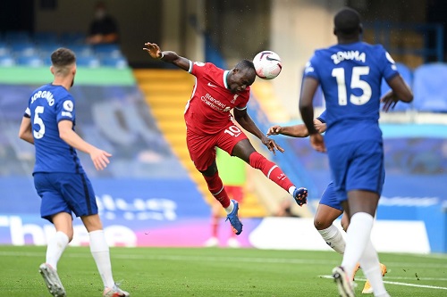 ثنائية السنغالي ساديو ماني تقود ليفربول لاجتياز تشيلسي بالدوري الإنجليزي
