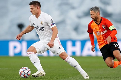 ريال مدريد يسقط أمام شاختار دونيتسك في بداية مشواره بدوري الأبطال