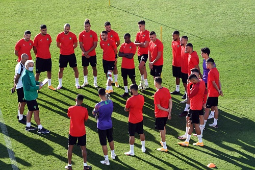 الحصة التدريبية الأولى للمنتخب الوطني بمركب محمد السادس تشهد غيابات