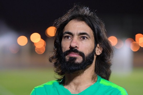 اللاعب السعودي حسين عبد الغني يعتزل بعد ربع قرن من كرة القدم