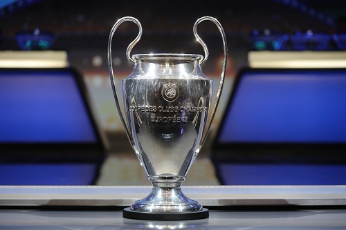 مباراة بدوري الأبطال سيحضرها 3 آلاف مشجع
