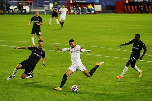 النصيري يقود إشبيلية لقلب الطاولة على كراسنودار في دوري أبطال أوروبا
