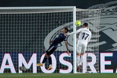 ريال مدريد يستعيد توازنه والصدارة مؤقتا بثنائية في سيلتا فيغو