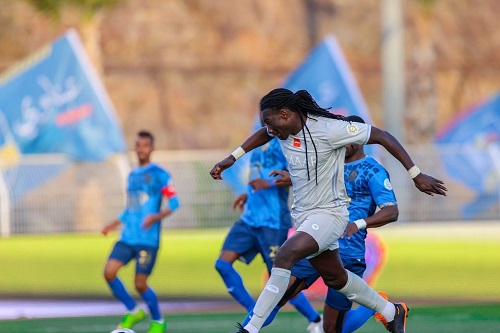غوميز: حمد الله لاعب جيد لكن أرفض مقارنتي به