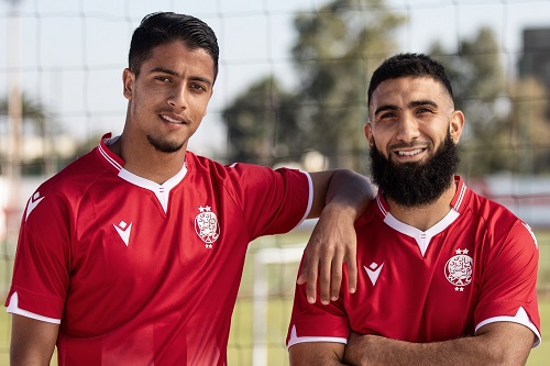 الوداد يُدشن قميصه الجديد ضد كايزر شيفز