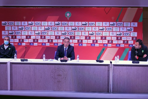 "لقجع" يلتقي بعناصر منتخب أقل من 17 سنة