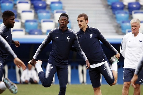 ديمبيلي وميندي وليمار يعودون لمنتخب فرنسا