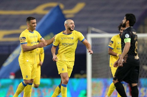 أربعة لاعبين مغاربة مرشحين للعب نهائي كأس الملك في السعودية