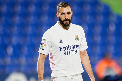 كريم بنزيمة يزف بشرى سارة لريال مدريد
