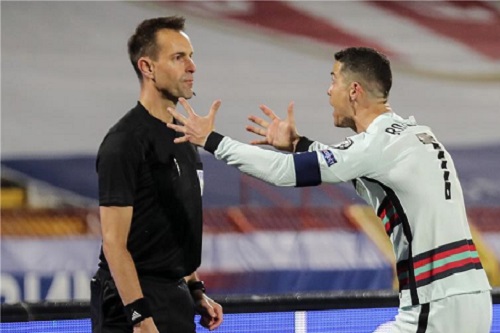 حرمان حكم لم يحتسب هدفا لرونالدو من اليورو