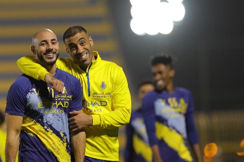 أمرابط وحمد الله جاهزان مع النصر لنصف النهائي