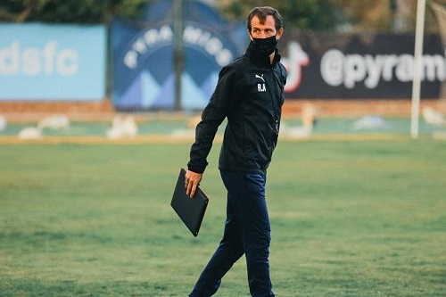 مدرب بيراميدز: لقاء الرجاء سيحدد شكل المجموعة
