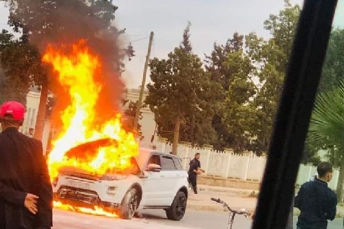 النيران تلتهم سيارة بوعميرة والأخير: الحمد لله