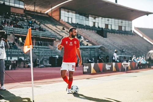 الأهلي وكايزر يحسمان التأهل لنصف الأبطال