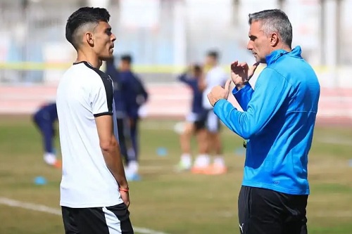 كارتيرون يجتمع بأشرف بنشرقي ويوصي الزمالك بتجديد عقده