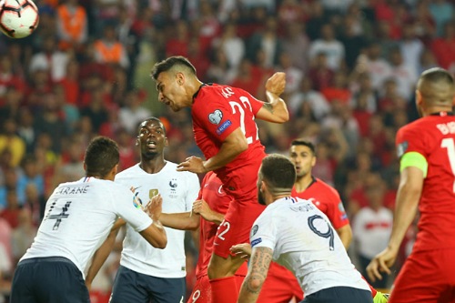 الكشف عن موعد مواجهات دور الـ16 في (يورو 2020)