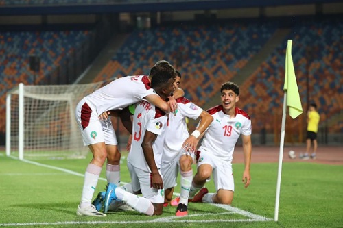 "الأشبال" يواجهون الجزائر في ربع كأس العرب