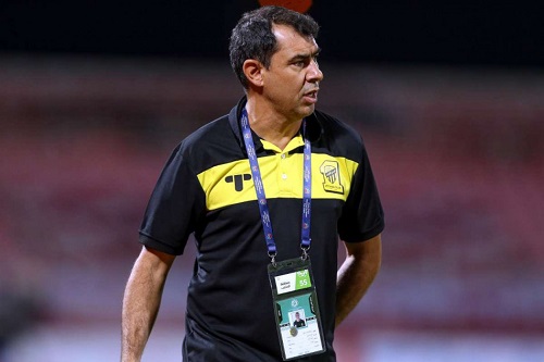 مدرب ا.جدة يكشف برنامج الإعداد للرجاء