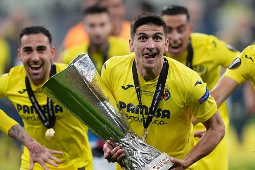 فياريال يعود للتدريبات في انتظار نتائج مسحات اللاعبين