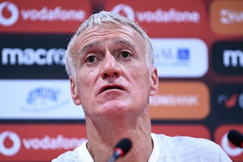 رئيس الاتحاد الفرنسي يؤكد بقاء ديشان مدربا للمنتخب
