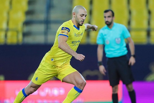 أمرابط يُطالب إدارة النصر بتحديد موقفها من تجديد عقده قبل الحسم في وجهته المقبلة