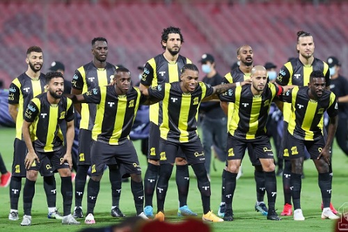قبل مواجهة الرجاء الرياضي.. لاعب يغادر الاتحاد السعودي وآخر مرشح للرحيل