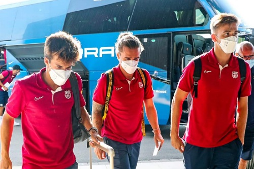برشلونة يصل ألمانيا لمواصلة استعداداته للموسم الجديد