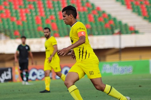 المغرب الفاسي يتغلب على المولودية في البطولة