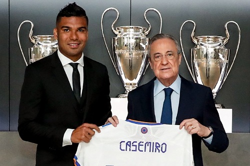ريال مدريد يعلن تمديد عقد كاسيميرو حتى 2025