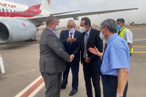 الجامعة تخصص استقبالا خاصا لبعثة منتخب الجزائر
