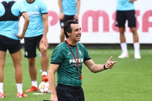 مدرب فياريال: أتالانتا في مستوى عظماء إيطاليا
