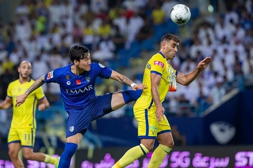 مباراة ودية تجمع نجوم النصر والهلال في مواجهة باريس سان جيرمان الفرنسي