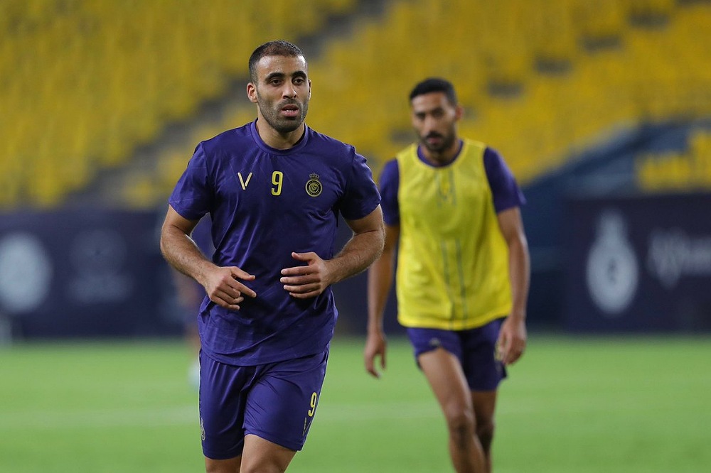 حمد الله مرشح لمواجهة حكيمي في قمة نجوم النصر والهلال أمام سان جيرمان