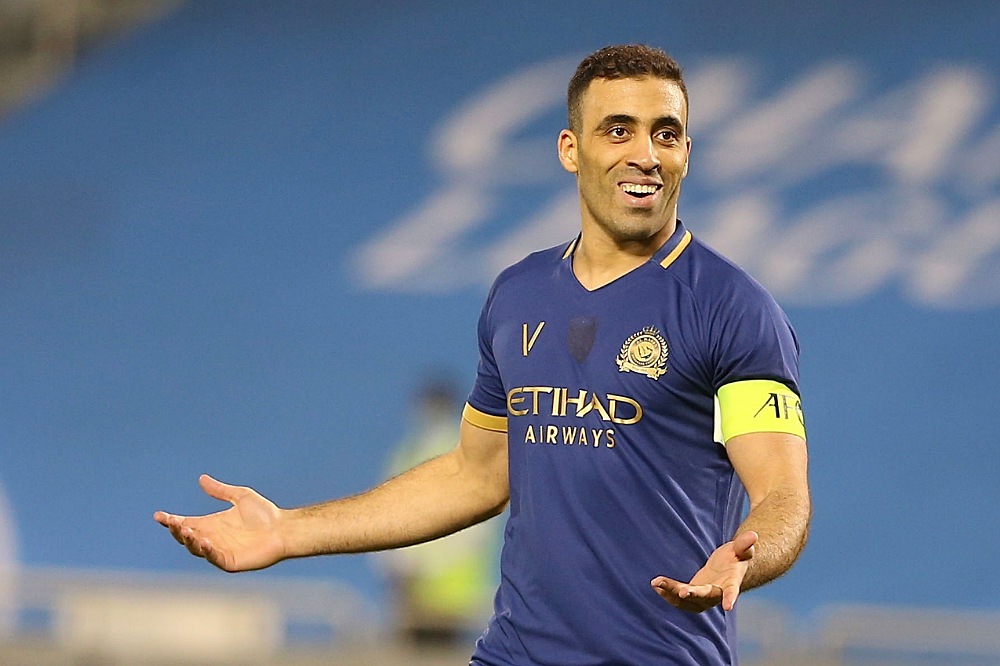 عروض فرنسية وخليجية لحمد الله تجعل الرجاء خيارا أخيرا