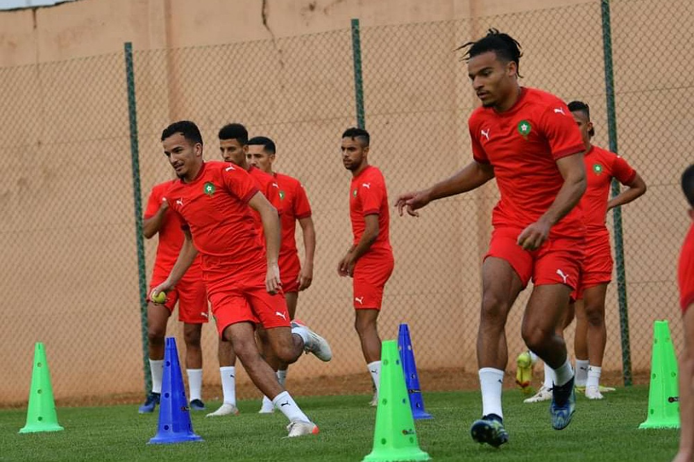 "الأسود" يواصلون الاستعدادات واللاعبون متحمسون لانطلاقة صحيحة في الكان