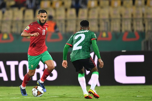 "الأسود" و"الفراعنة" يتقاسمون الوصافة في خطي الدفاع والهجوم