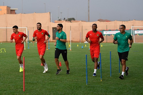 التحاق بنشرقي ومشاركة الكعبي واستمرار غياب مايي.. هذه تفاصيل استعدادات "الأسود" لجزر القمر